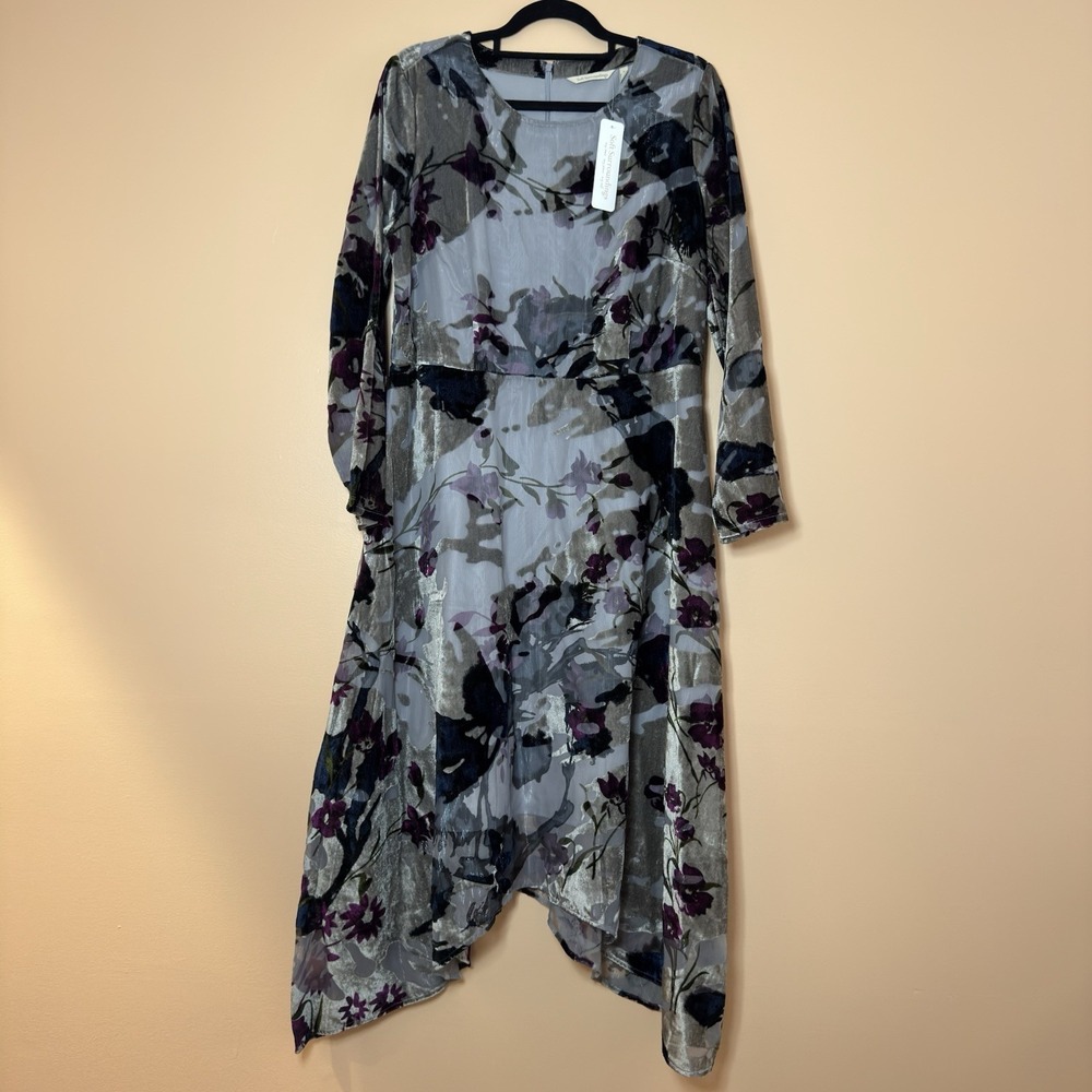 Soft Surroundings Annika Dress Aster Grey Floral Burnout Velvet Midi M